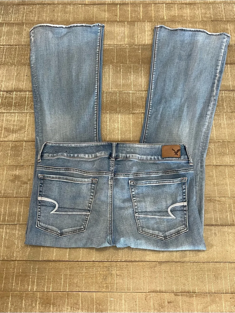 American Eagle Outfitters Light Blue Jeans Size 14
